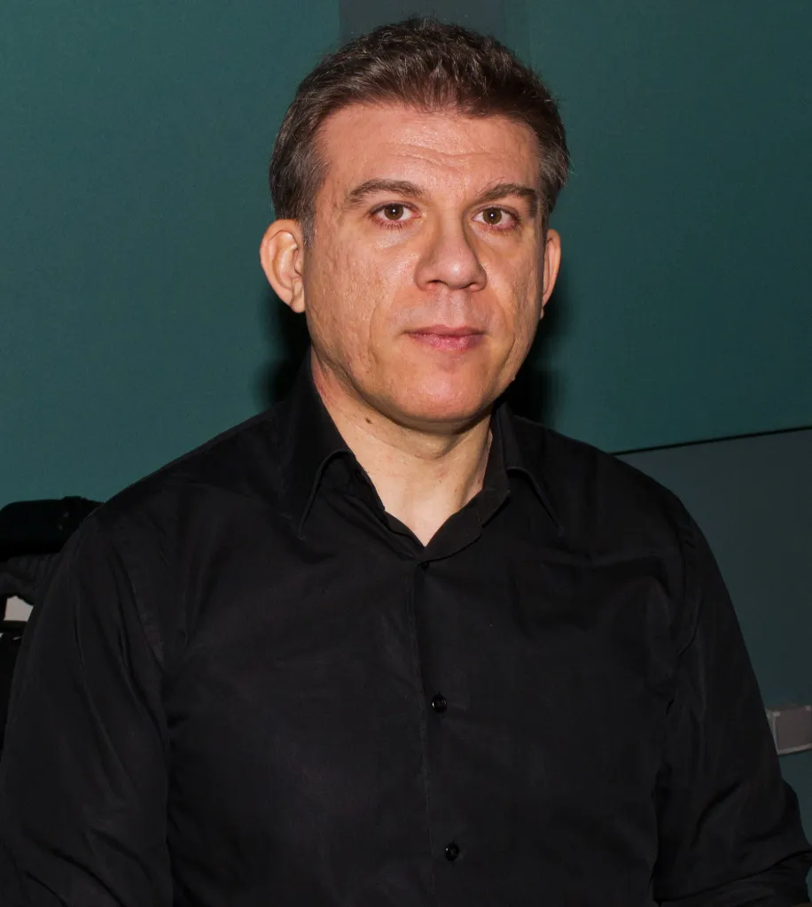 Salvador Larroca